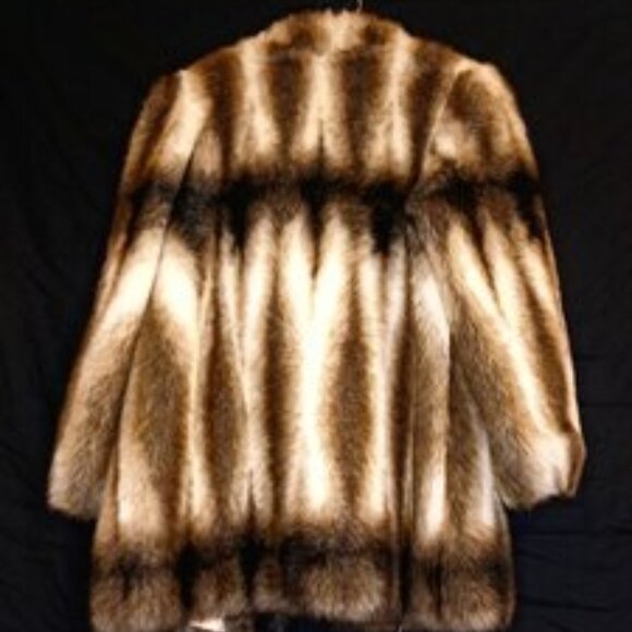 All Brand Faux Fur Coat - Picture 2 of 2